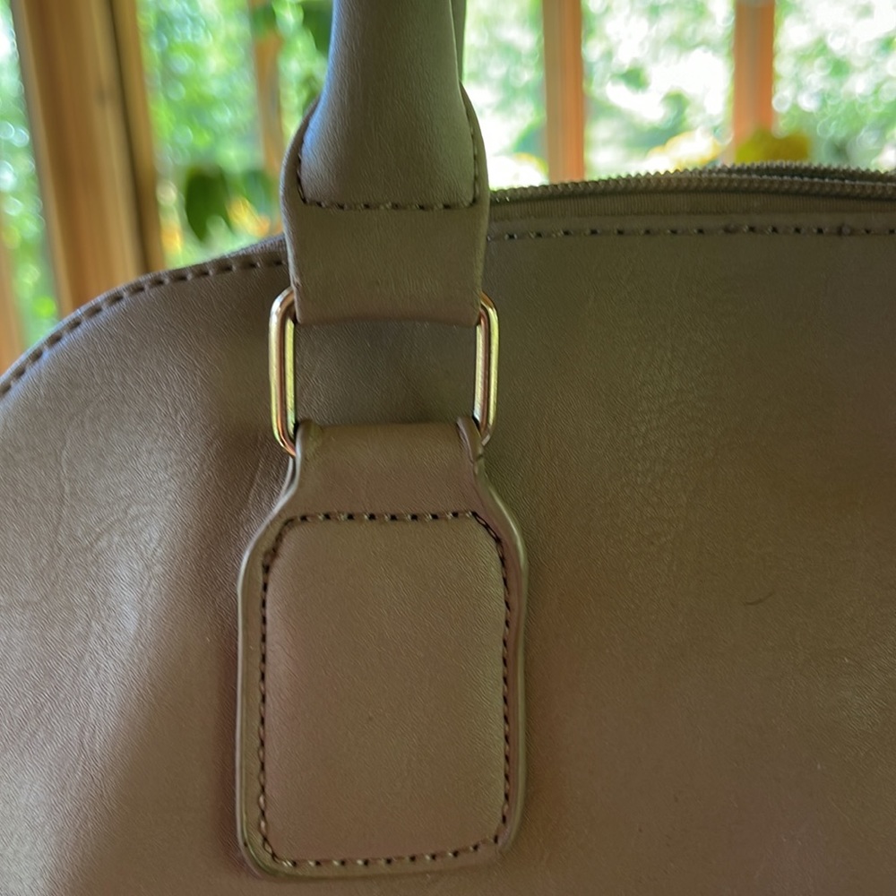 Handbag - Picture 8 of 8